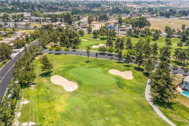 33264 Gold Mountain Road, Yucaipa, CA 92399