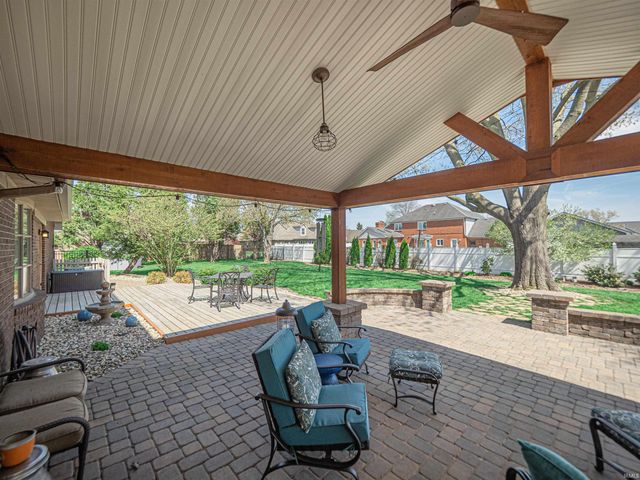 610 Salem Court, Evansville, IN 47715