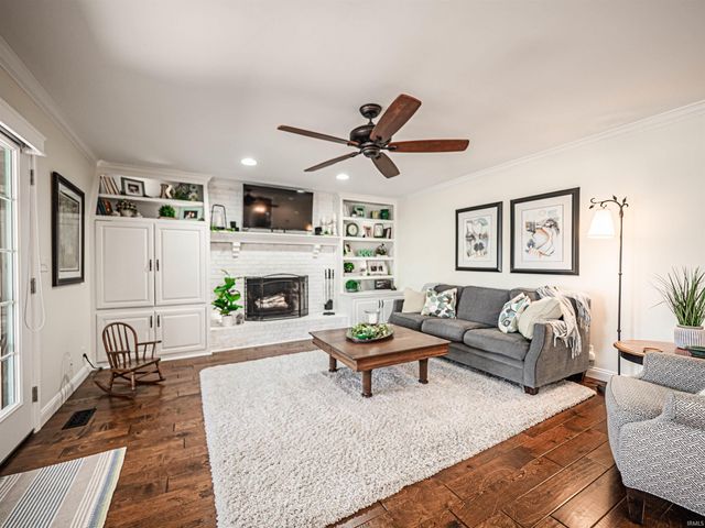 610 Salem Court, Evansville, IN 47715