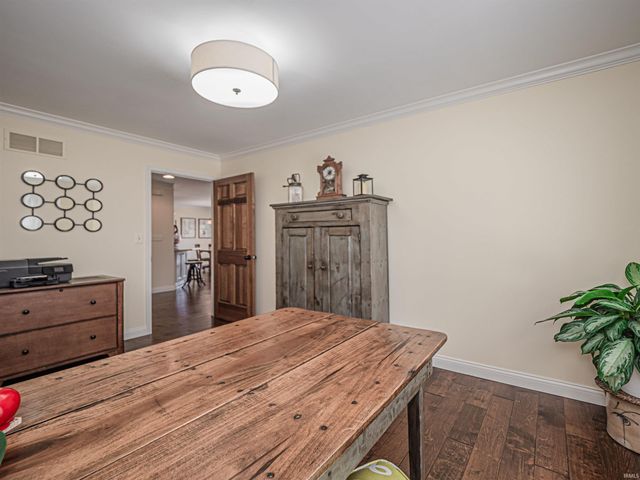 610 Salem Court, Evansville, IN 47715