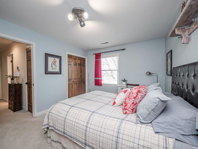 610 Salem Court, Evansville, IN 47715