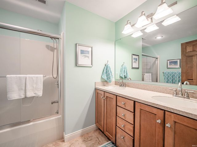 610 Salem Court, Evansville, IN 47715