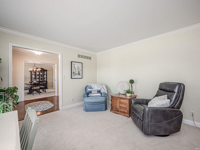 610 Salem Court, Evansville, IN 47715