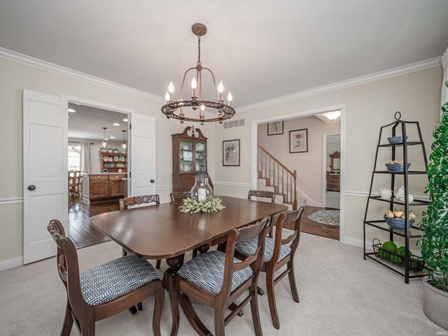 610 Salem Court, Evansville, IN 47715