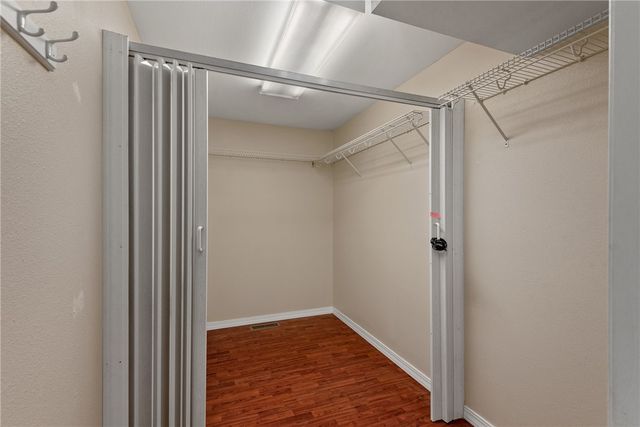 104 Wheatstone Place, Cotter, AR 72626