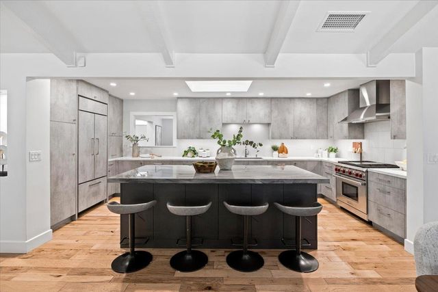 20319 Kirkmont Drive, Saratoga, CA 95070