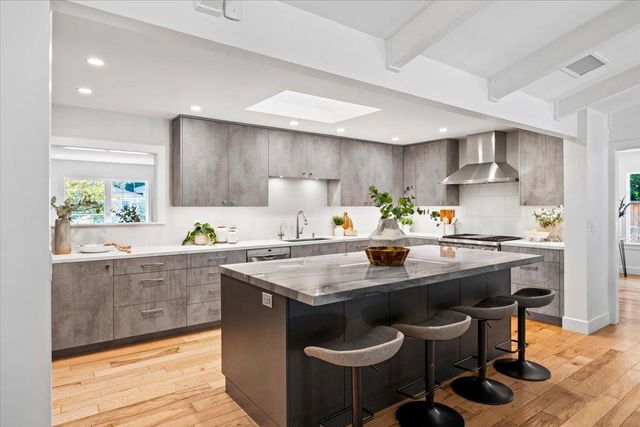 20319 Kirkmont Drive, Saratoga, CA 95070