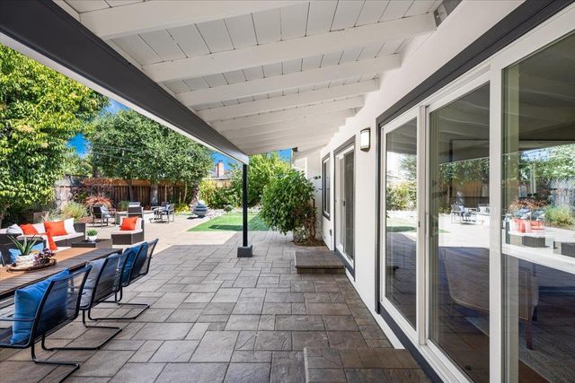 20319 Kirkmont Drive, Saratoga, CA 95070