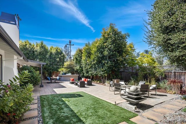 20319 Kirkmont Drive, Saratoga, CA 95070