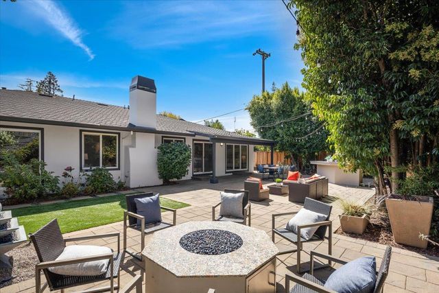 20319 Kirkmont Drive, Saratoga, CA 95070
