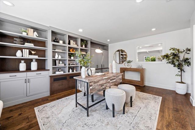 20319 Kirkmont Drive, Saratoga, CA 95070