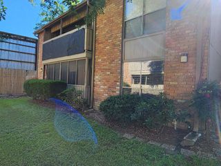 5665 Birchmont Drive H, Houston, TX 77091