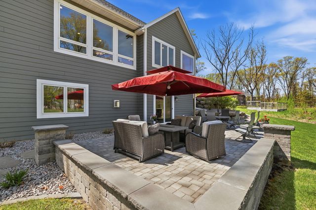 4823 145th Avenue NE, Ham Lake, MN 55304