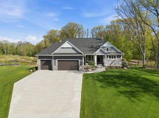 4823 145th Avenue NE, Ham Lake, MN 55304
