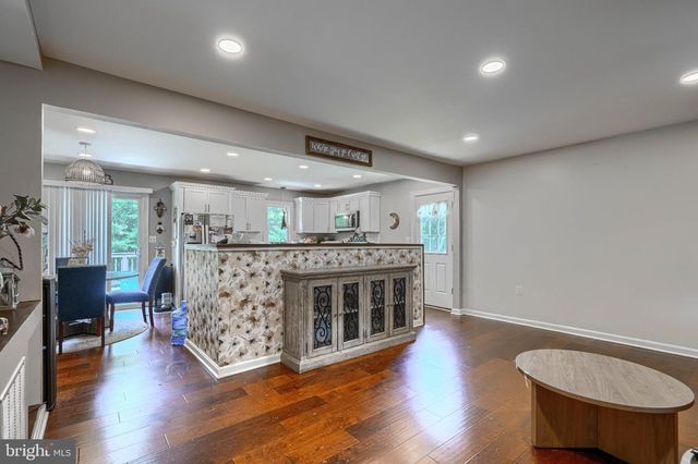 1727 INDIAN CT, Hampstead, MD 21074