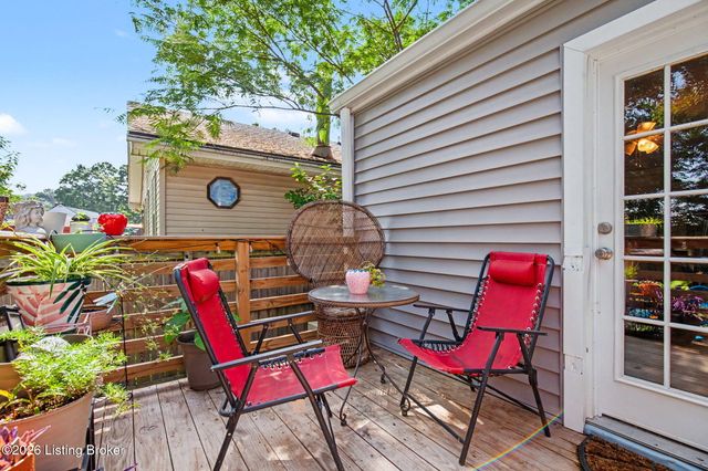 4013 Blanton Ln, Louisville, KY 40216