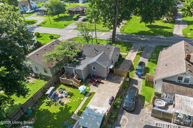 4013 Blanton Ln, Louisville, KY 40216