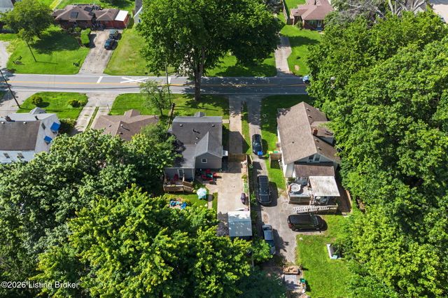 4013 Blanton Ln, Louisville, KY 40216