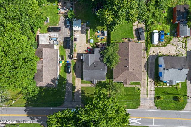 4013 Blanton Ln, Louisville, KY 40216