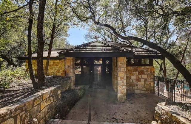 4711 Spicewood Springs RD 2-112, Austin, TX 78759