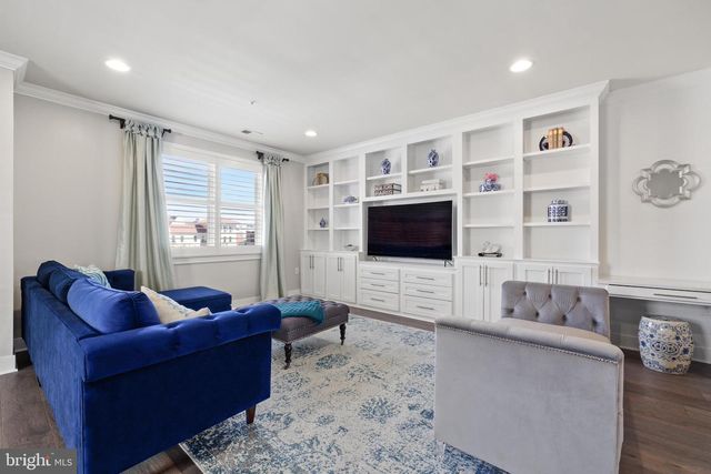 621 BLUEMONT AVE, Alexandria, VA 22301