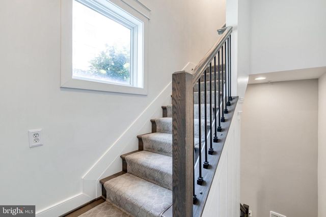 621 BLUEMONT AVE, Alexandria, VA 22301