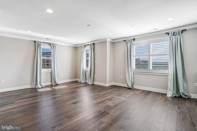 621 BLUEMONT AVE, Alexandria, VA 22301