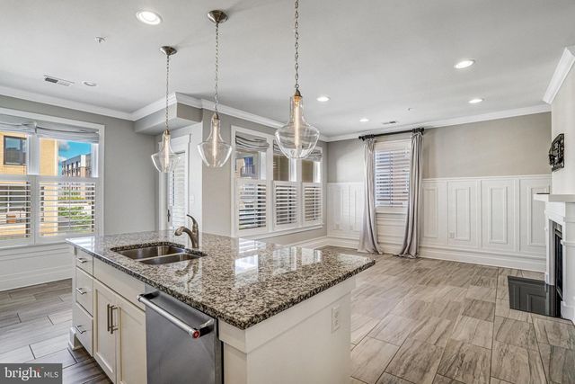 621 BLUEMONT AVE, Alexandria, VA 22301