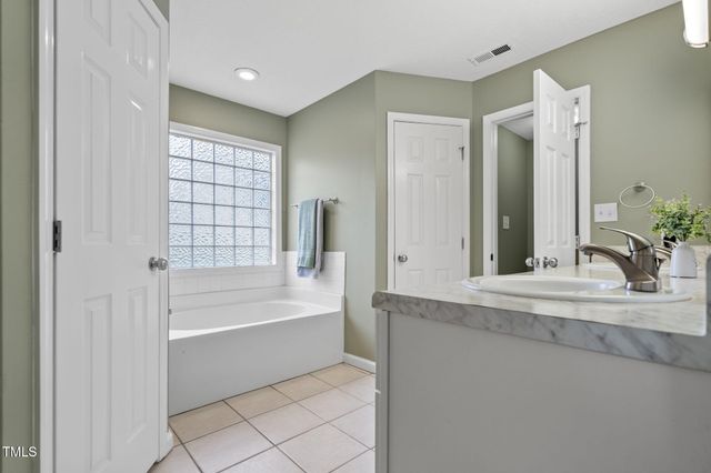 1300 Shoshone Place Place, Fayetteville, NC 28314