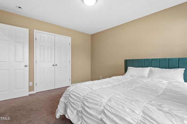 1300 Shoshone Place Place, Fayetteville, NC 28314
