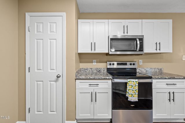1300 Shoshone Place Place, Fayetteville, NC 28314