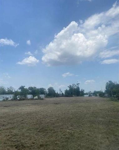 628 S Post Oak Road, Sulphur, LA 70663