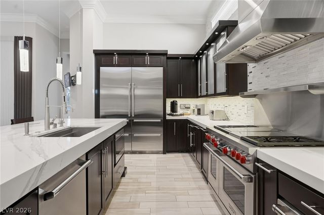 47 Moonfire Drive, Las Vegas, NV 89135
