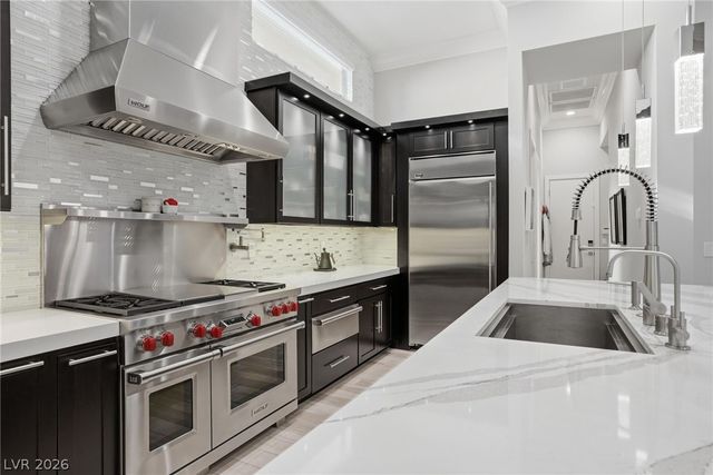 47 Moonfire Drive, Las Vegas, NV 89135