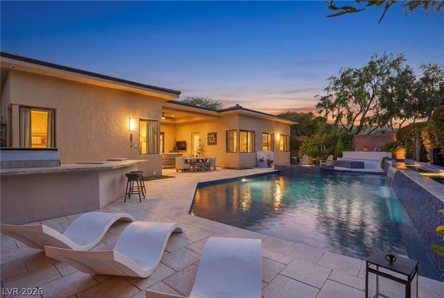 47 Moonfire Drive, Las Vegas, NV 89135