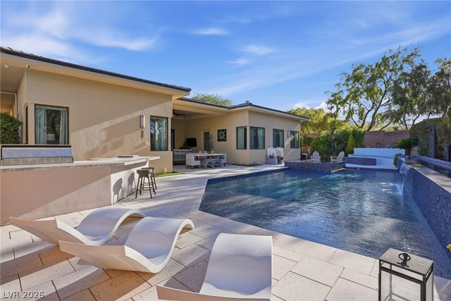 47 Moonfire Drive, Las Vegas, NV 89135