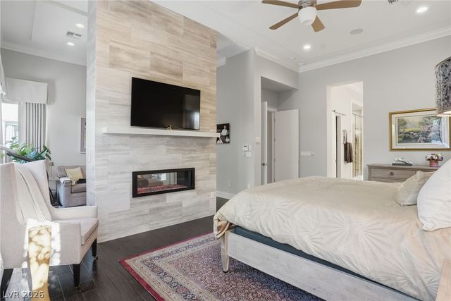 47 Moonfire Drive, Las Vegas, NV 89135