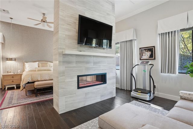 47 Moonfire Drive, Las Vegas, NV 89135