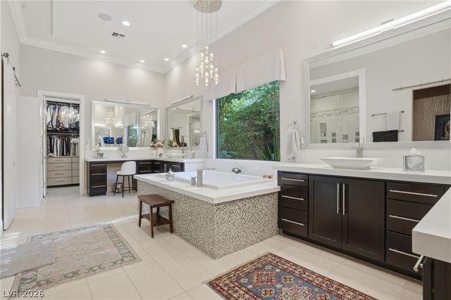47 Moonfire Drive, Las Vegas, NV 89135