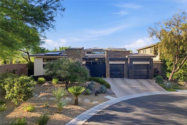 47 Moonfire Drive, Las Vegas, NV 89135