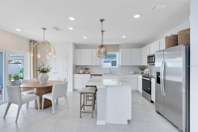 3951 MARBURY COURT, Davenport, FL 33837
