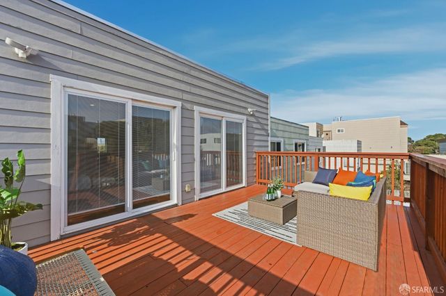 1822 27th Avenue, San Francisco, CA 94122