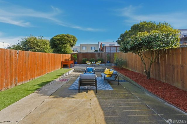 1822 27th Avenue, San Francisco, CA 94122
