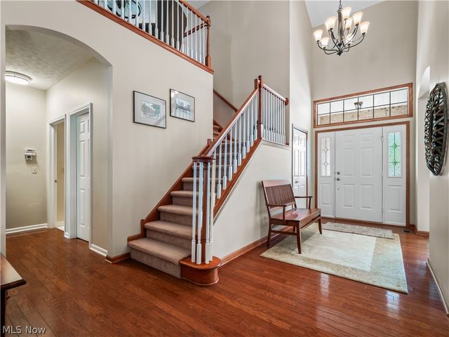 15346 Chestnut Oak Lane, Strongsville, OH 44149