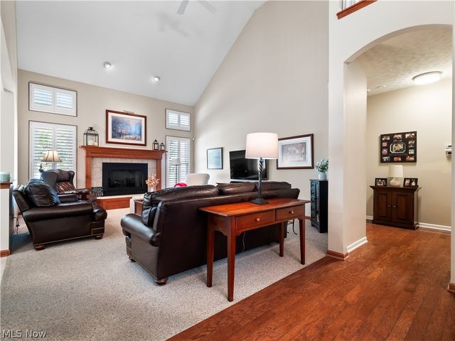 15346 Chestnut Oak Lane, Strongsville, OH 44149