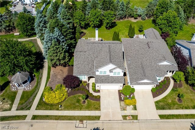 15346 Chestnut Oak Lane, Strongsville, OH 44149