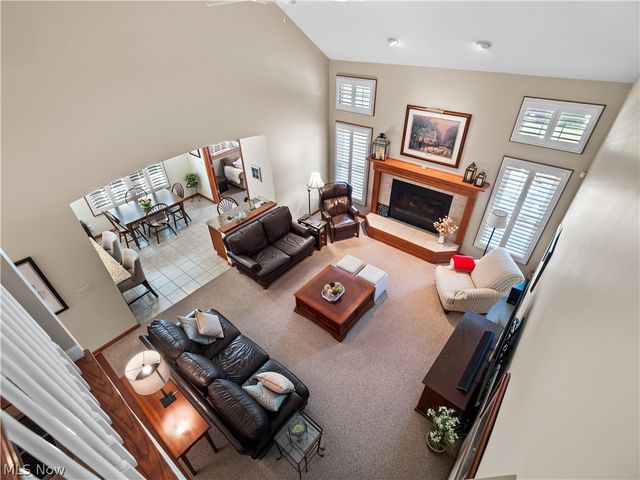 15346 Chestnut Oak Lane, Strongsville, OH 44149