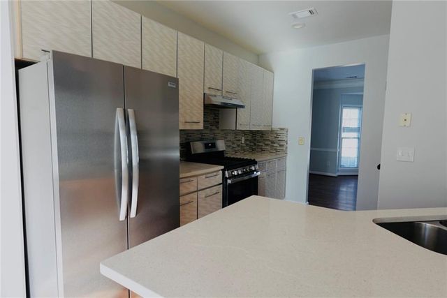 1010 Burycove Lane, Lawrenceville, GA 30043