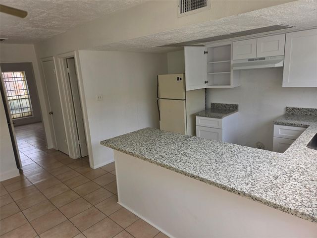 158 Goodson Drive 158, Houston, TX 77060