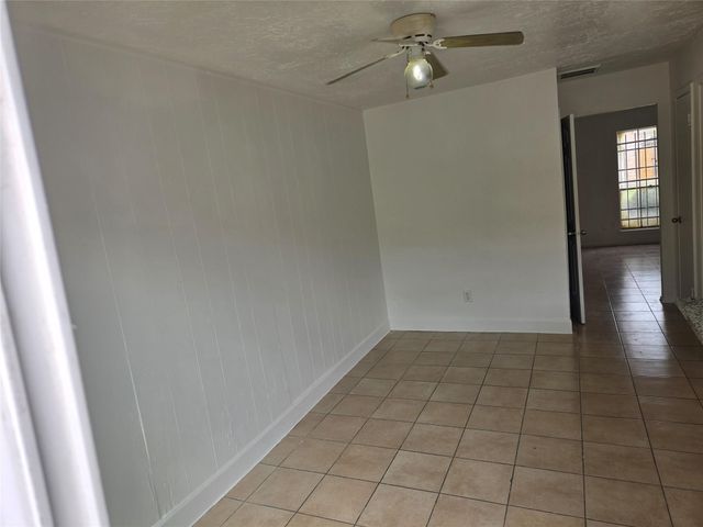 158 Goodson Drive 158, Houston, TX 77060
